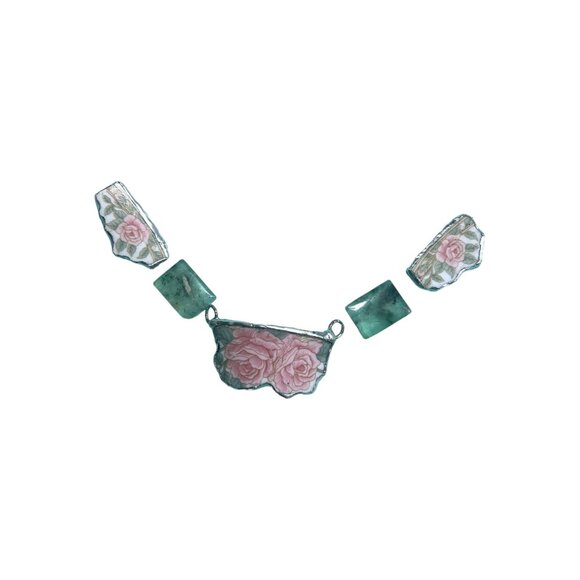 Artisan Antique Lynns USA Broken  China Roses Triple Necklace W/ Prehnite Stones - Picture 5 of 16